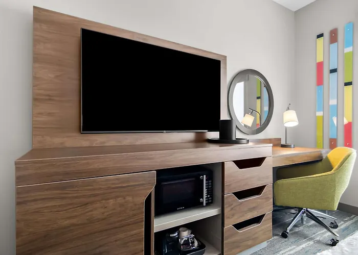 Hotel Hampton & Medical District Uic 3*