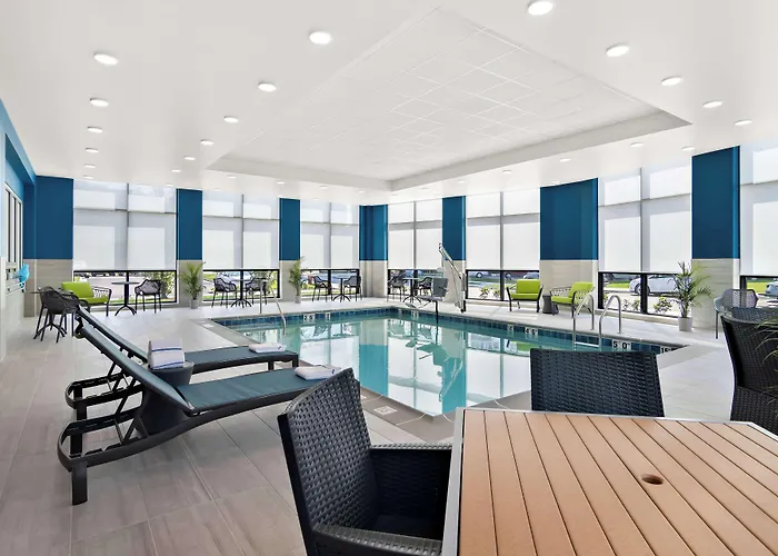 Hampton & Medical District Uic Hotel 3*