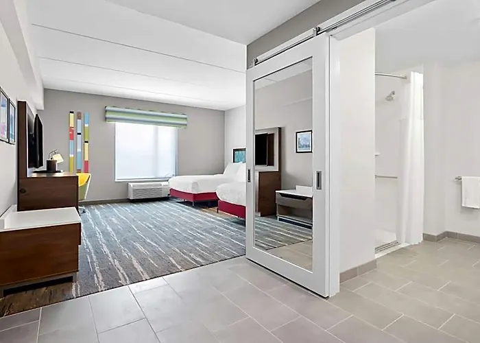 Hotel Hampton & Medical District Uic 3*